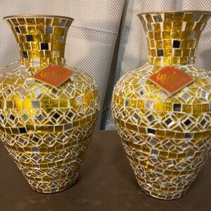Ceramic handcrafted imported vases imported from India